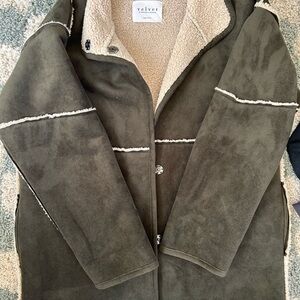 ALBANY LUXE SHERPA REVERSIBLE - Velvet by Graham & Spencer